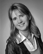 Portrait Jacqueline Jaus, JAUS & MORE Trainings und Coachings Sybille Nehring Portrait, Schwarzweißfoto